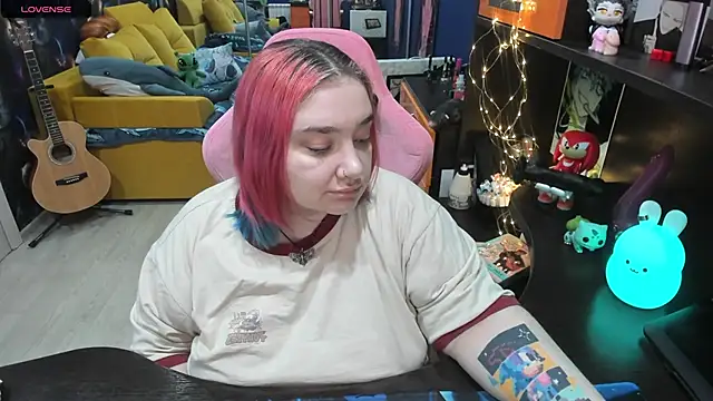 Softie Sofy online show from 19, 2, 2025
