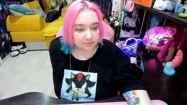 Softie Sofy online show from 28, 3, 2026