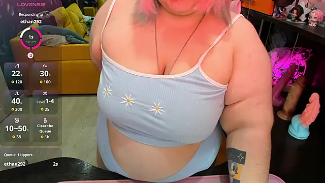 Snapshot of Softie_Sofy chatting on 16, 6, 2026 Softie Sofy online show from 16, 6, 2026