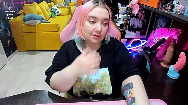 Softie Sofy online show from 29, 5, 2026