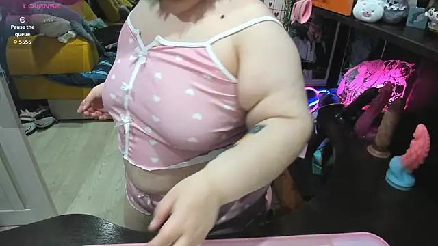 Softie Sofy online show from 17, 3, 2026