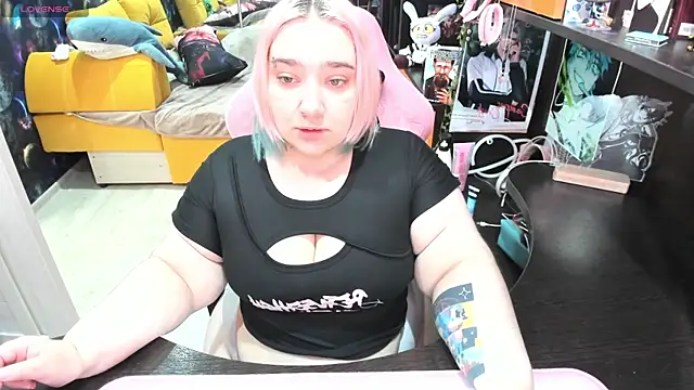 Softie Sofy online show from 17, 4, 2026