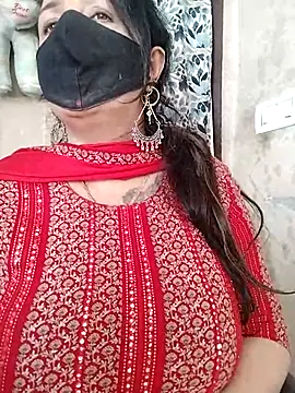 cute-tanvi online show from 6, 4, 2026