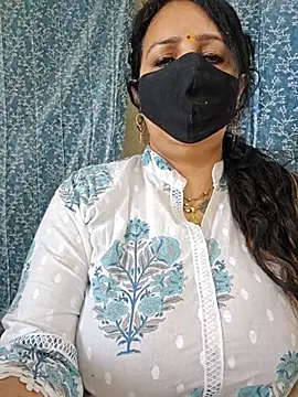 cute-tanvi online show from 5, 3, 2025