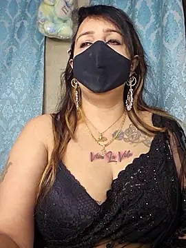 Snapshot of cute-tanvi chatting on 26, 11, 2025 cute-tanvi online show from 26, 11, 2025