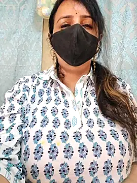 Snapshot of cute-tanvi chatting on 18, 10, 2025 cute-tanvi online show from 18, 10, 2025