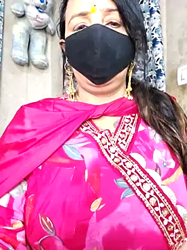 cute-tanvi online show from 8, 4, 2026