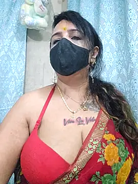 Snapshot of cute-tanvi chatting on 4, 11, 2025 cute-tanvi online show from 4, 11, 2025