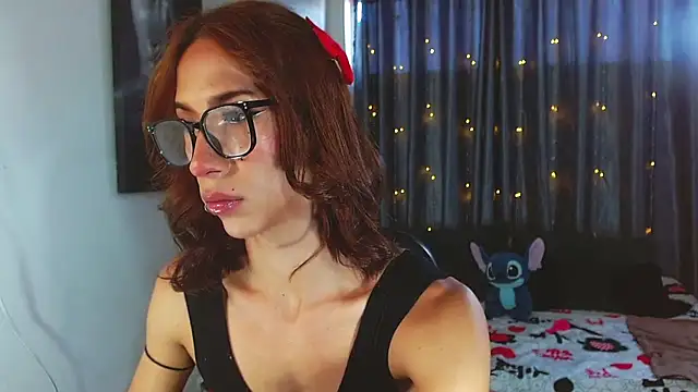 Kenisha Sweet online show from 1, 5, 2026