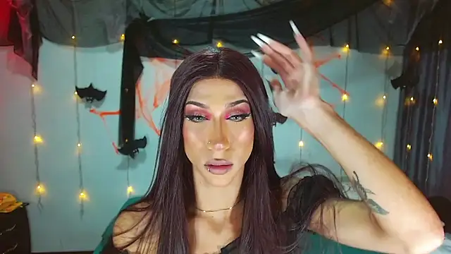 Kenisha Sweet online show from 18, 10, 2025