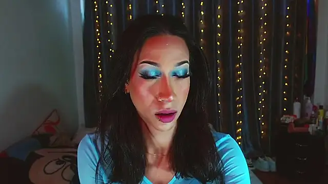 Kenisha Sweet online show from 7, 3, 2026