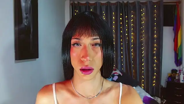 Kenisha Sweet online show from 12, 4, 2026