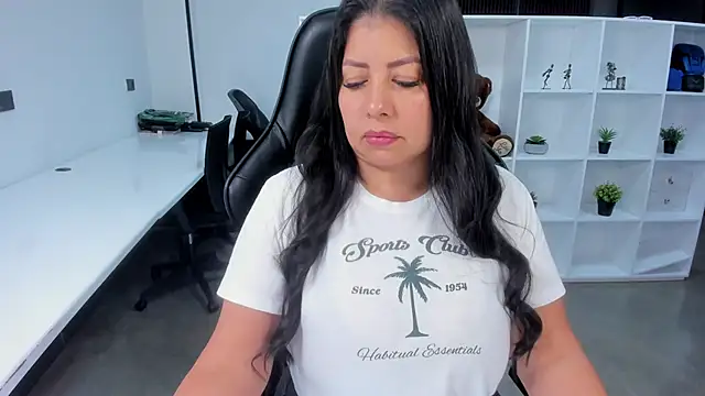 natural bigboobs online show from 29, 11, 2025