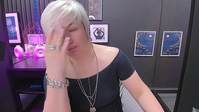 Snapshot of CarmenSoft chatting on 12, 5, 2026 CarmenSoft online show from 12, 5, 2026