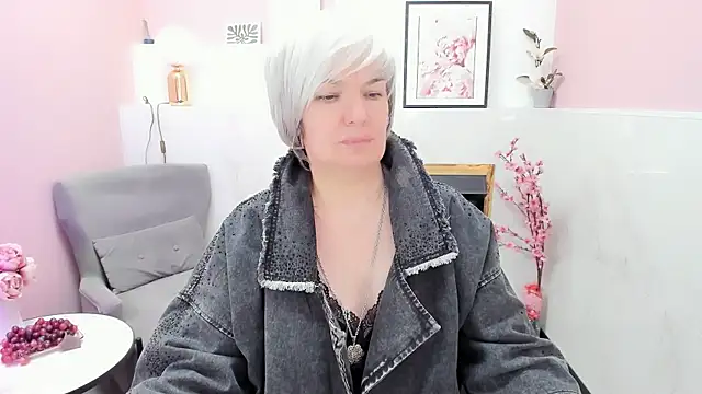 Snapshot of CarmenSoft chatting on 10, 5, 2026 CarmenSoft online show from 10, 5, 2026