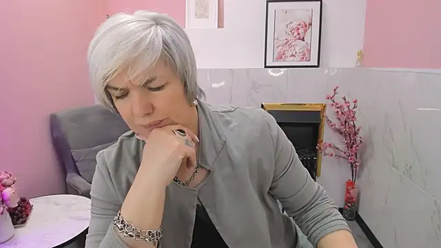 Snapshot of CarmenSoft chatting on 29, 4, 2026 CarmenSoft online show from 29, 4, 2026