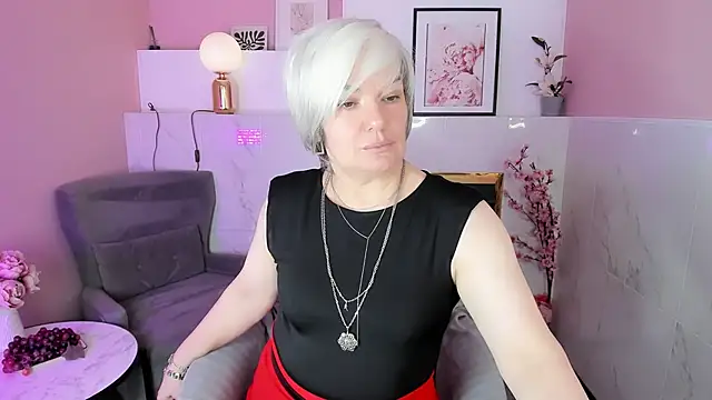 Snapshot of CarmenSoft chatting on 9, 5, 2026 CarmenSoft online show from 9, 5, 2026