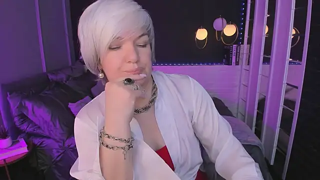 Snapshot of CarmenSoft chatting on 6, 5, 2026 CarmenSoft online show from 6, 5, 2026