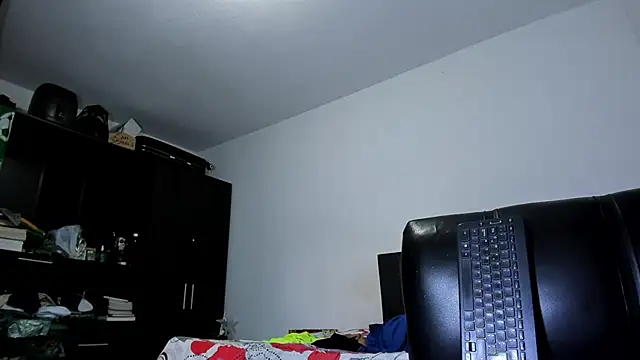 ares sexxx online show from 17, 12, 2025