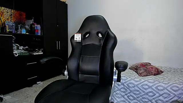 ares sexxx online show from 18, 4, 2026