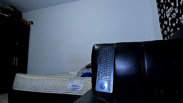 ares sexxx online show from 11, 11, 2025