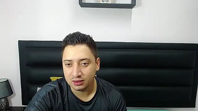 ares sexxx online show from 4, 3, 2025