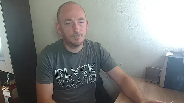 Johan   Barker online show from 30, 9, 2025