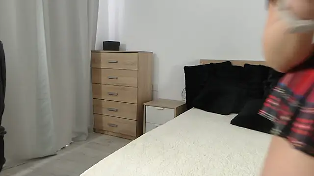 Layla23a online show from 29, 1, 2025