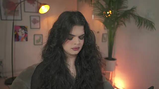 Snapshot of artechloe chatting on 27, 11, 2025 artechloe online show from 27, 11, 2025