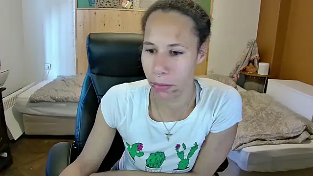 AaliyahHarris online show from 22, 5, 2026