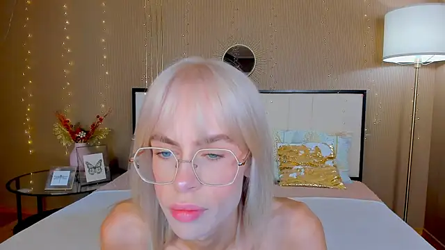 Snapshot of bellatip chatting on 25, 6, 2026 bellatip online show from 25, 6, 2026