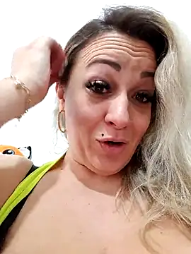 Snapshot of Ruxy42ETT chatting on 16, 3, 2025 Ruxy42ETT online show from 16, 3, 2025