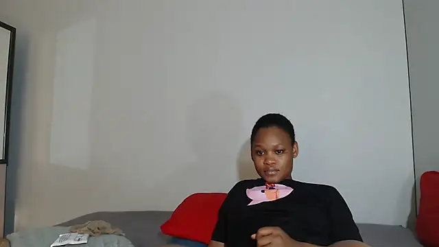 Snapshot of ANGELINE600 chatting on 22, 12, 2024 ANGELINE600 online show from 22, 12, 2024