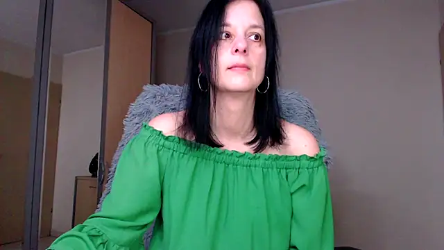 Snapshot of _Sweetlonglips_ chatting on 19, 12, 2024 Sweetlonglips online show from 19, 12, 2024