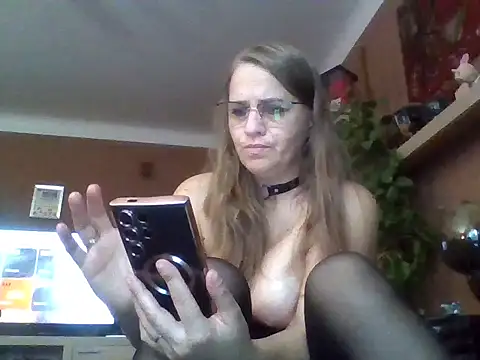 Blonikicia online show from 27, 11, 2025