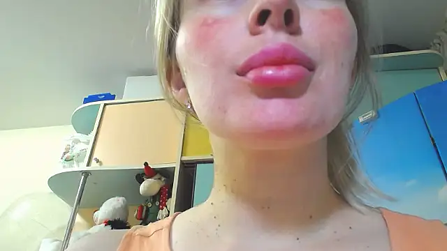 Snapshot of miaa_sunn chatting on 31, 3, 2026 miaa sunn online show from 31, 3, 2026