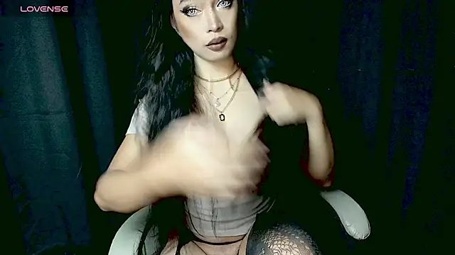 XXsexylongcockXX online show from 4, 2, 2026