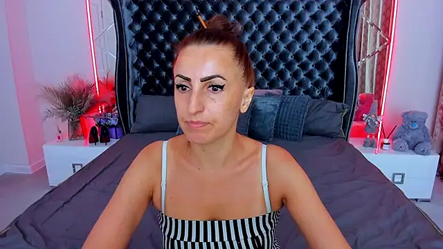 Rebecca Diamond online show from 21, 7, 2026