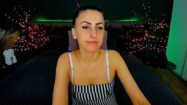 Rebecca Diamond online show from 18, 11, 2025