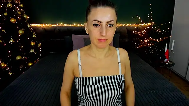 Rebecca Diamond online show from 7, 1, 2026