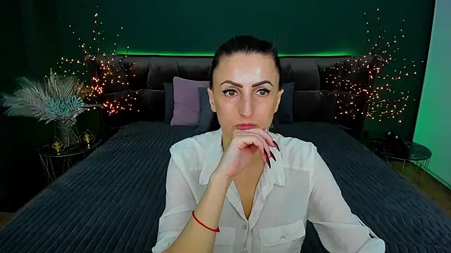 Rebecca Diamond online show from 11, 3, 2025