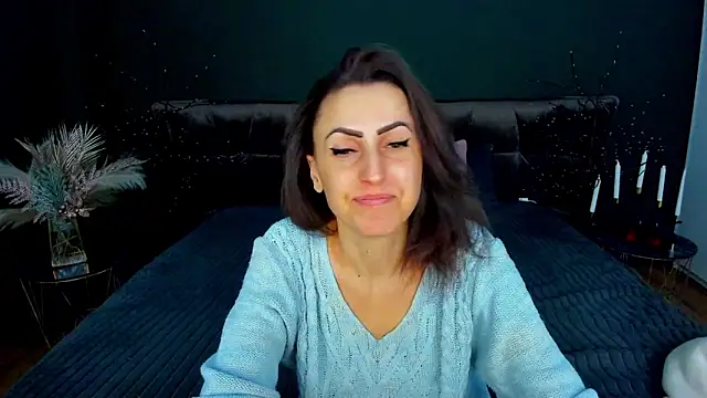 Rebecca Diamond online show from 11, 2, 2026