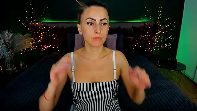Rebecca Diamond online show from 27, 9, 2025
