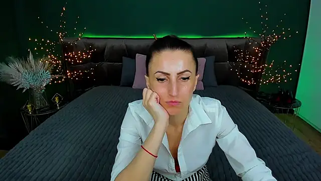 Rebecca Diamond online show from 20, 3, 2025