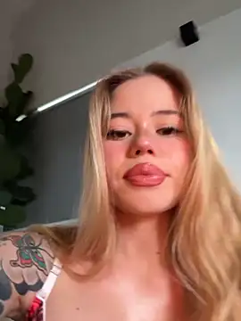 curchez  online show from 6, 6, 2026