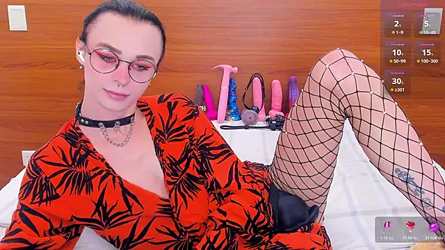 Snapshot of KatashiSenpai chatting on 10, 5, 2026 KatashiSenpai online show from 10, 5, 2026