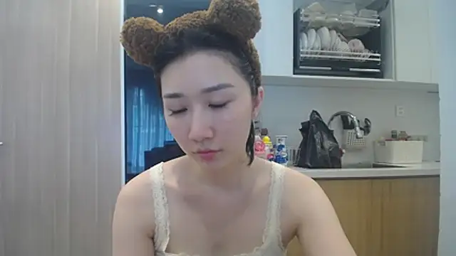 Asiagirll online show from 5, 6, 2026