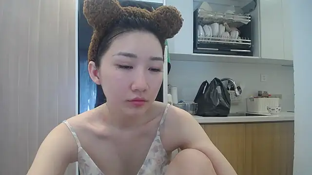 Asiagirll online show from 1, 6, 2026