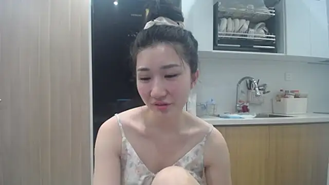 Asiagirll online show from 7, 5, 2026