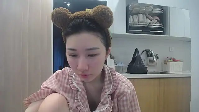 Asiagirll online show from 25, 5, 2026